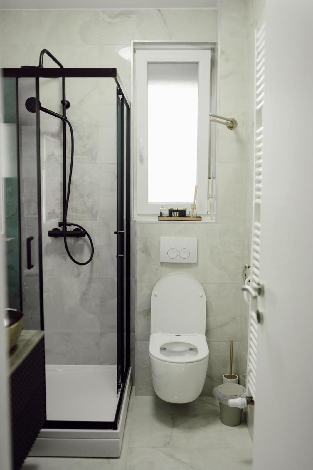 Apartman “Manhattan” Krizevci Luaran gambar