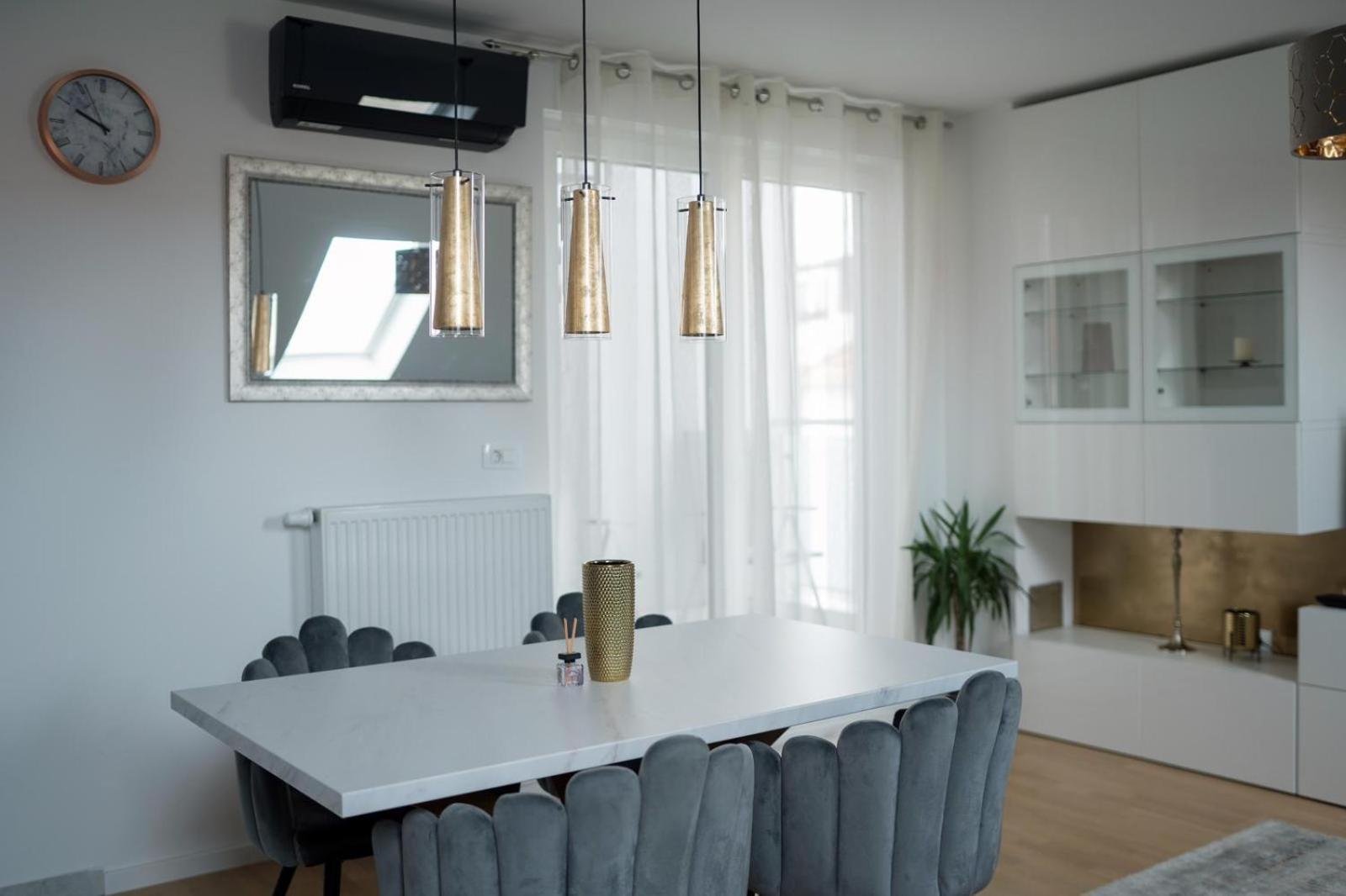 Apartman “Manhattan” Krizevci Luaran gambar