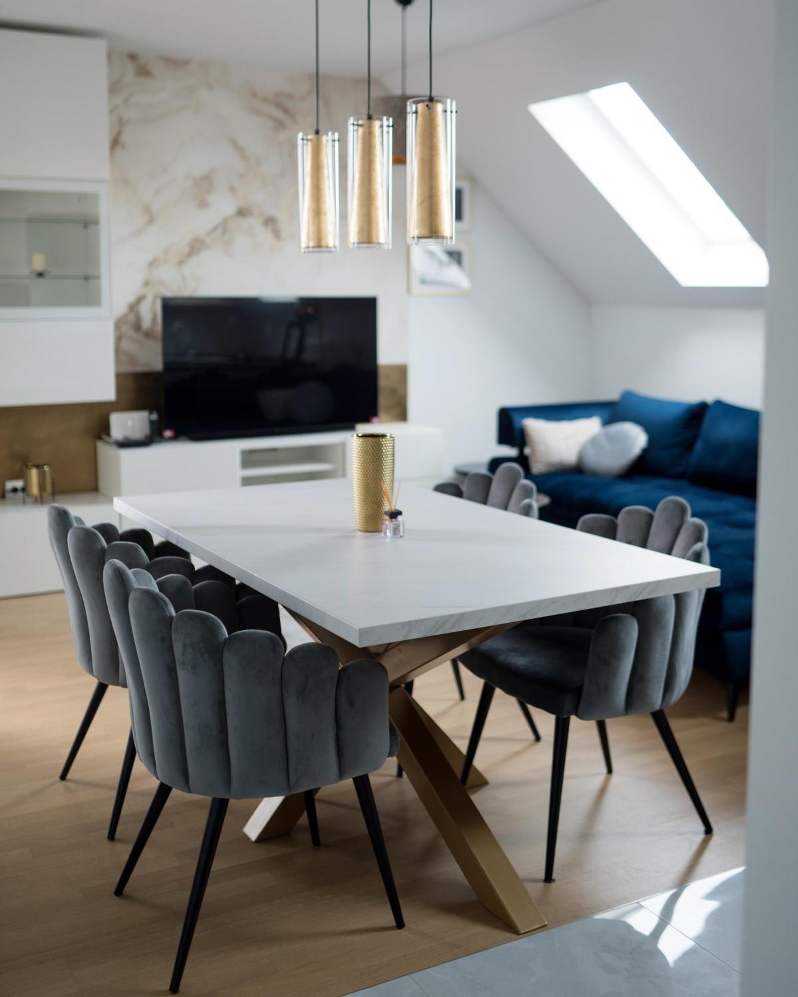 Apartman “Manhattan” Krizevci Luaran gambar