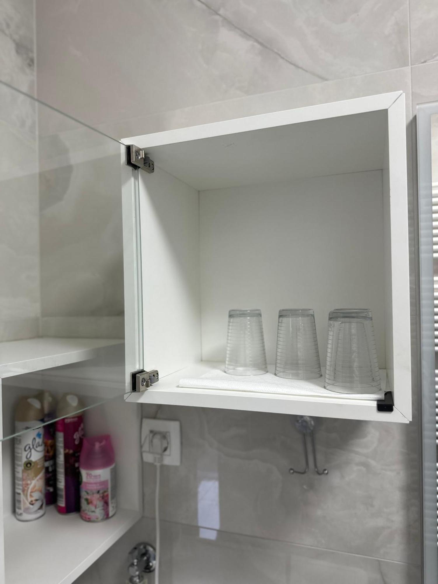 Apartman “Manhattan” Krizevci Luaran gambar