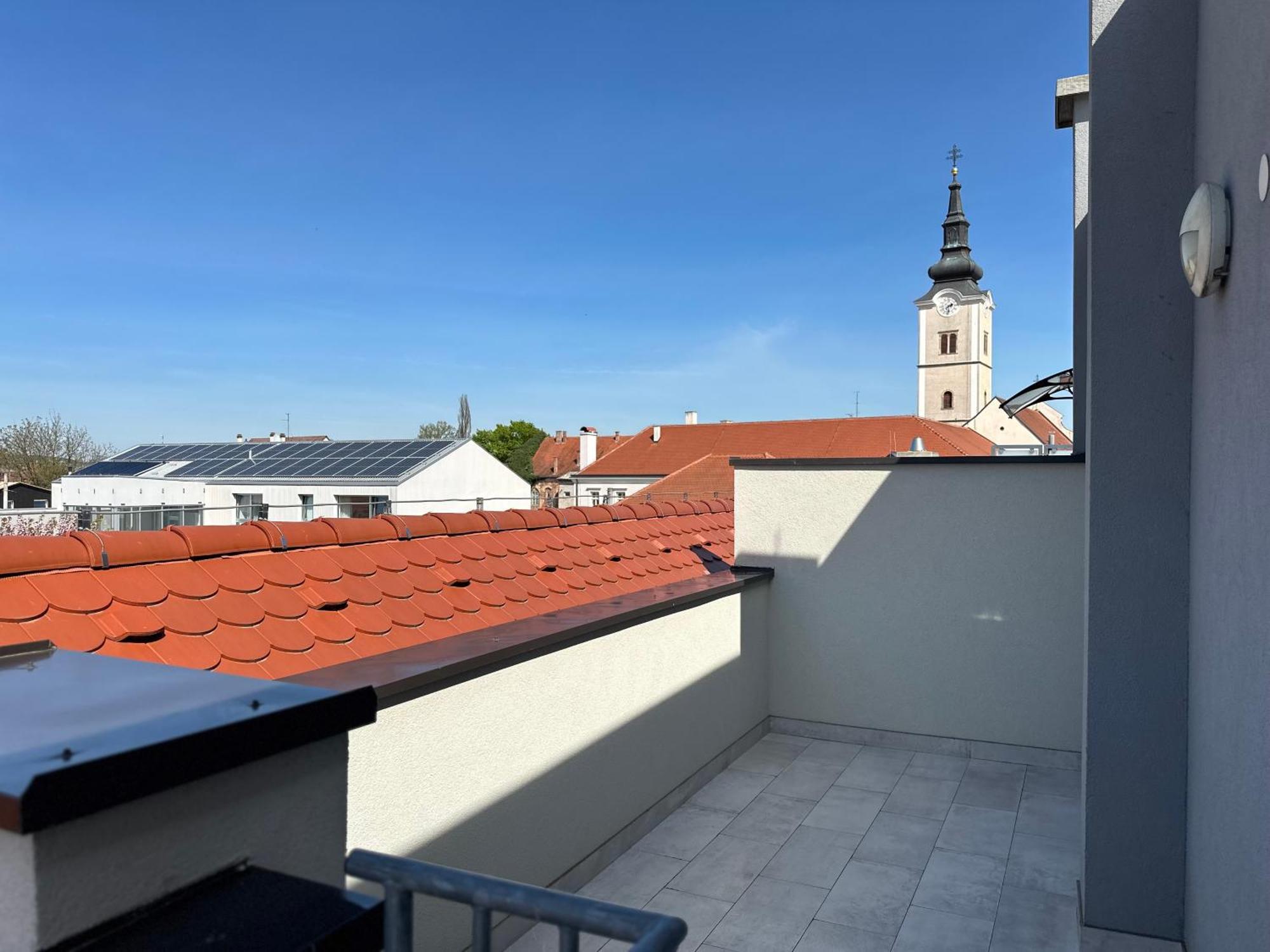 Apartman “Manhattan” Krizevci Luaran gambar