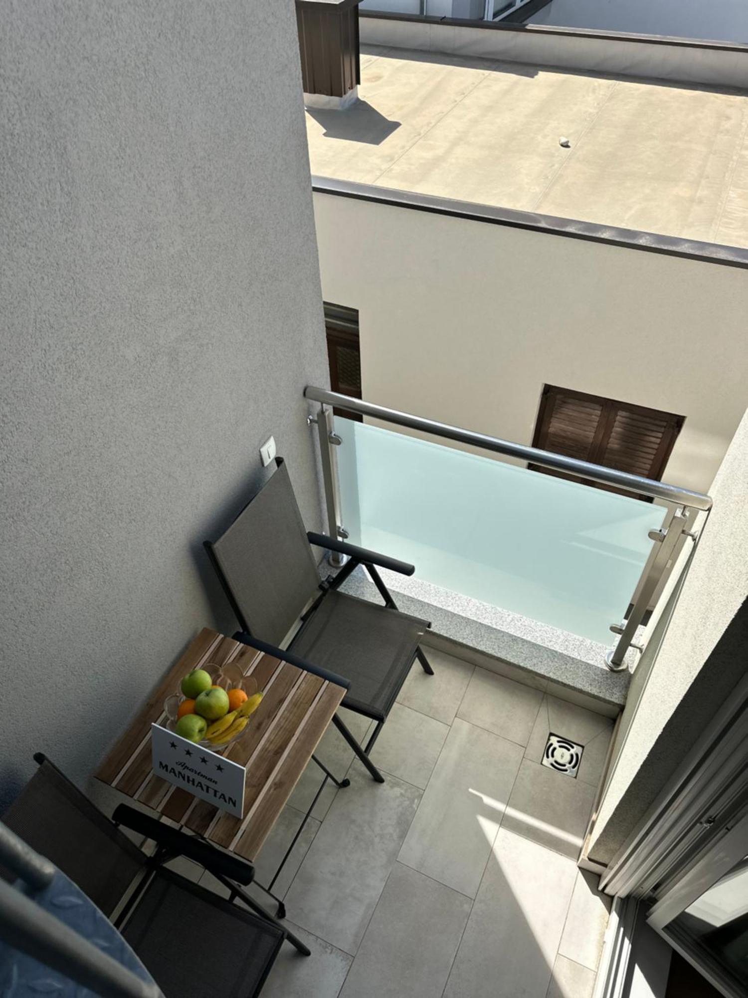 Apartman “Manhattan” Krizevci Luaran gambar