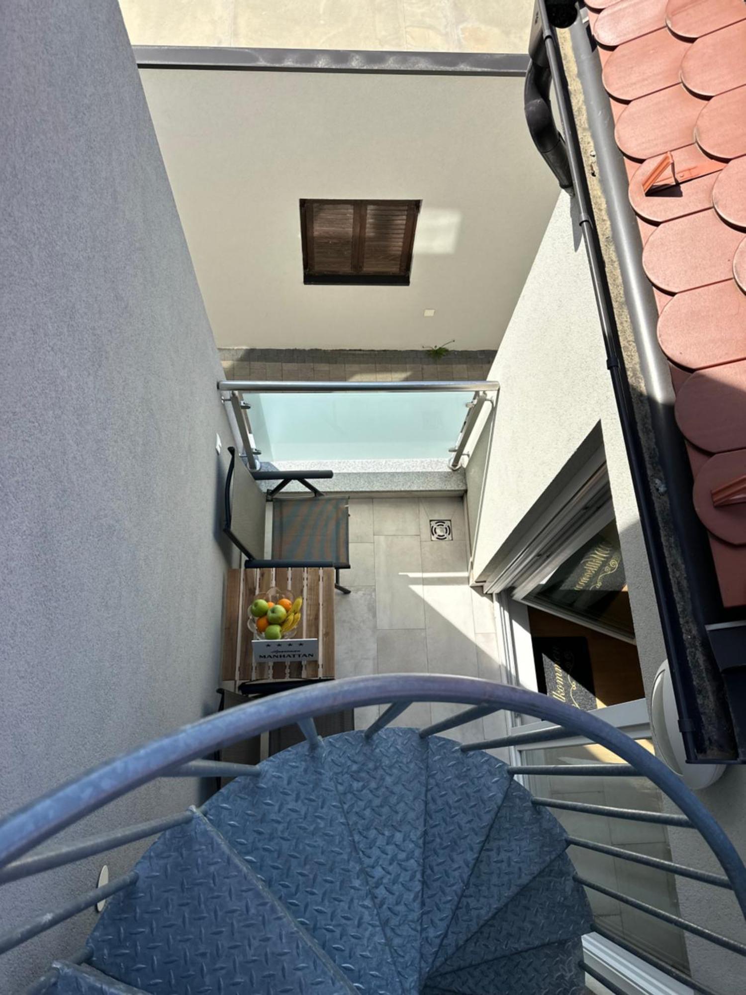 Apartman “Manhattan” Krizevci Luaran gambar